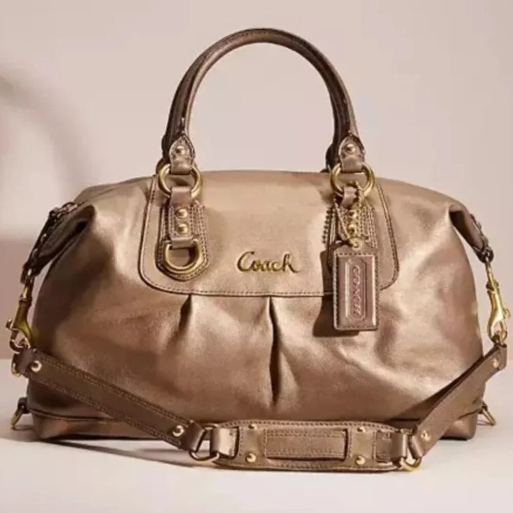 Euc Coach Ashley Gold Leather Rare Shoulder Bag Purse